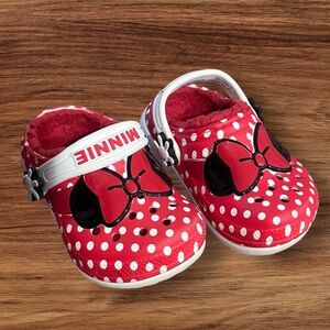 Minnie Mouse crocs | child size 6
